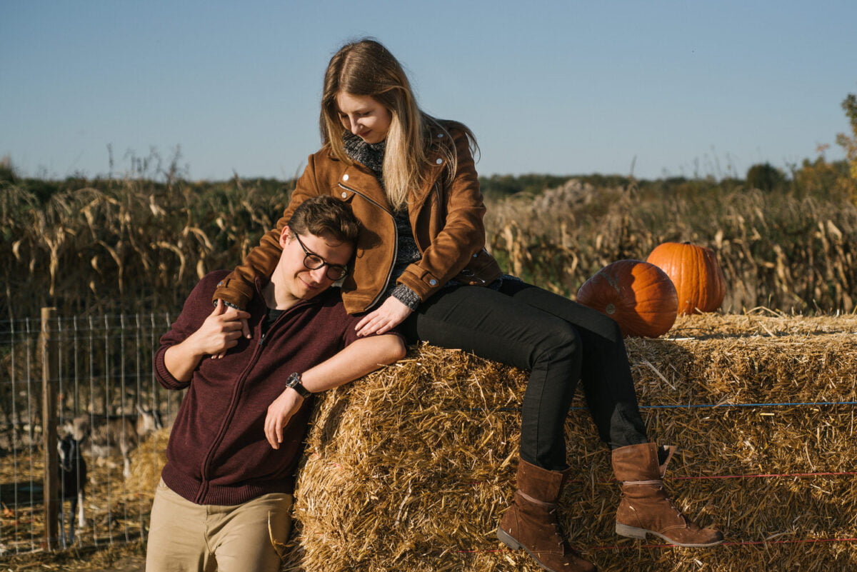 sesja narzeczeńska jesienią